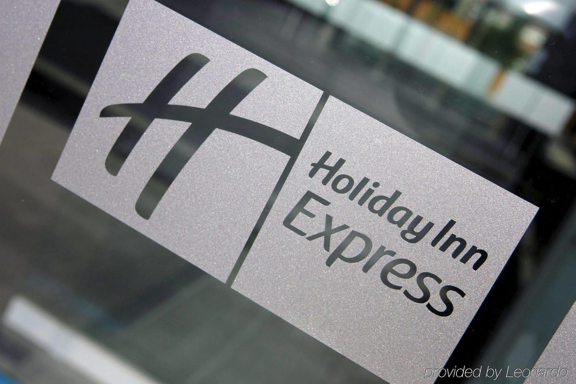 Holiday Inn Express Madrid Leganes, An Ihg Hotel Kültér fotó